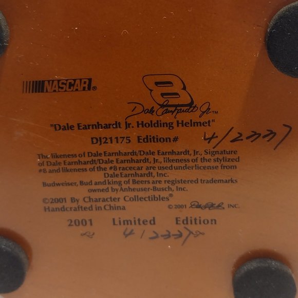 Character Collectibles || 8 Dale Earnhardt Jr - Picture 11 of 11